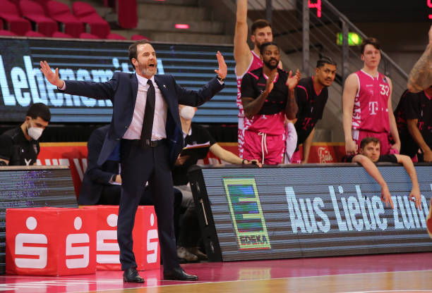 球赛季里 球赛季里